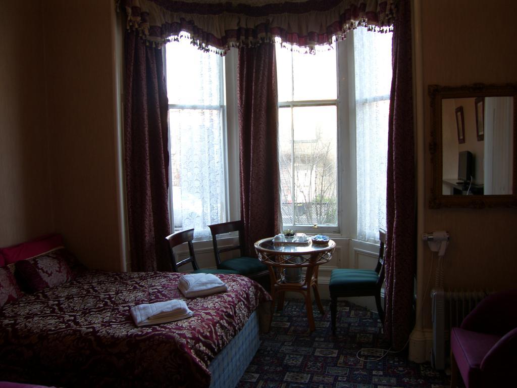 Regis Guest House Edinburgh Rom bilde